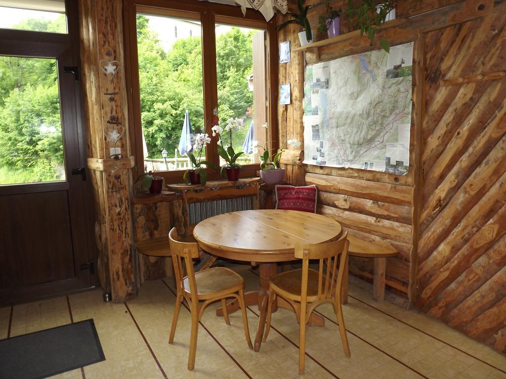 Bar Hotel Restaurant Le Margeriaz Ле-Дезерт Экстерьер фото